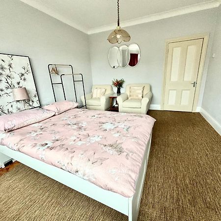 Winton House Home Stay Bournemouth Buitenkant foto